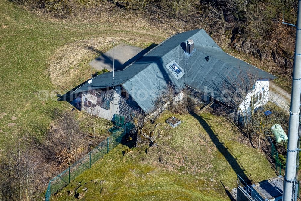 Aerial photograph Poppenberg - Vacant, unused building Ski-Club Brilon e.V. in Poppenberg at Sauerland in the state North Rhine-Westphalia, Germany