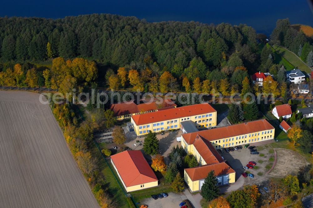 Wandlitz from above - Roof on the building of the sports hall TTV Wandlitz on Prenzlauer Chaussee in Wandlitz in the state Brandenburg, Germany