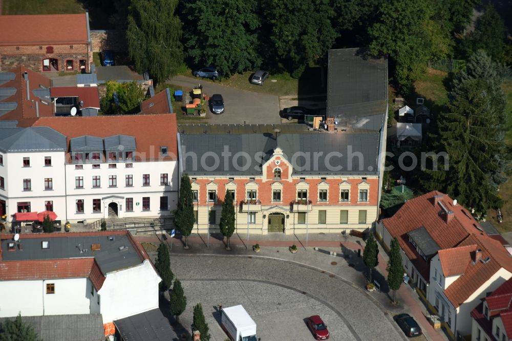 Aerial image Werneuchen - Town Hall building of the city administration Amt Werneuchen on place Am Markt in Werneuchen in the state Brandenburg