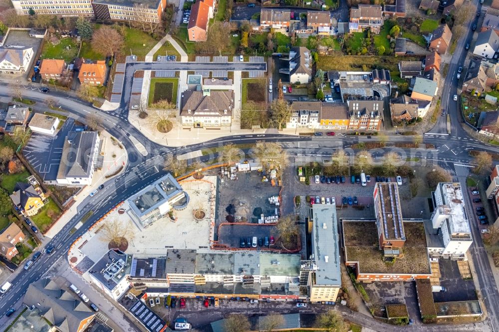 Aerial photograph Hamm - Town Hall building of the City Council with construction work for laying paving stones at the market downtown in the district Heessen in Hamm at Ruhrgebiet in the state North Rhine-Westphalia, Germany