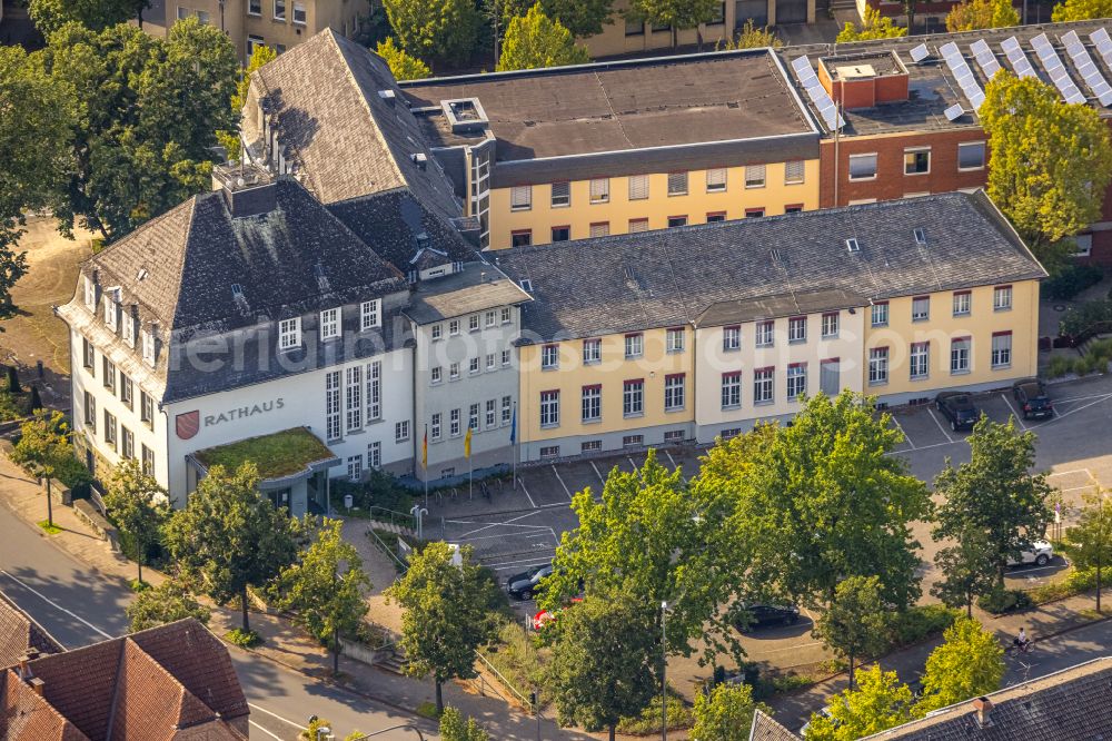 Aerial photograph Beckum - Town Hall building of the city administration on street Weststrasse in Beckum at Ruhrgebiet in the state North Rhine-Westphalia, Germany