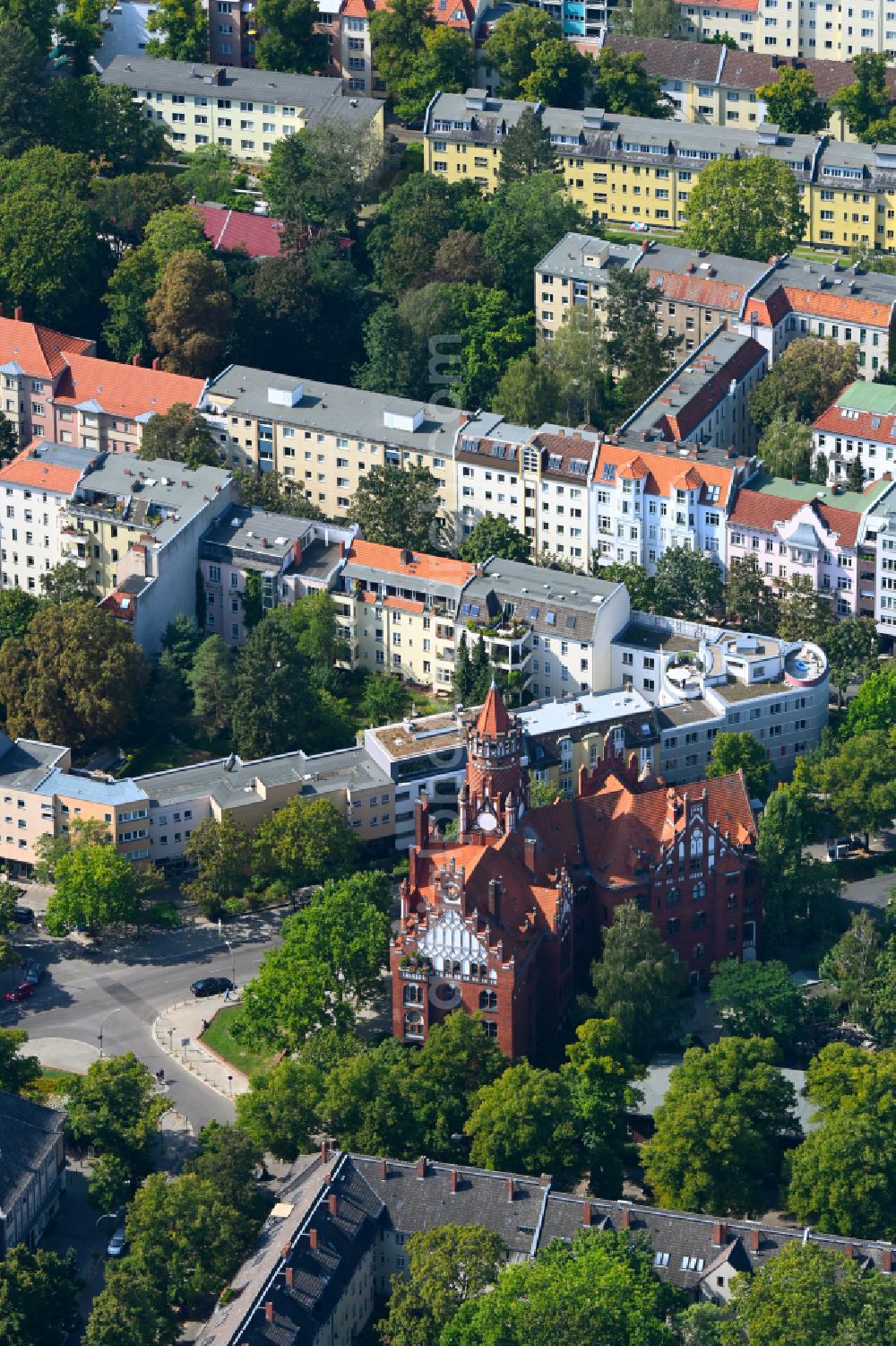 Aerial image Berlin - Town Hall building of the city administration on place Berkaer Platz in the district Schmargendorf in Berlin, Germany