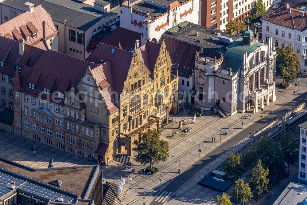 Aerial image Bielefeld - Town Hall building of the city administration Altes Rathaus on street Niederwall in Bielefeld in the state North Rhine-Westphalia, Germany