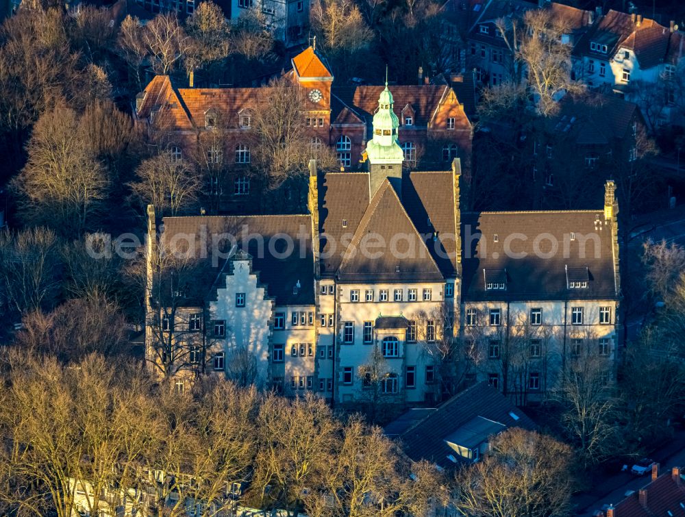 Aerial image Langendreer - Town Hall building of the city administration - Buergerbuero on place Carl-von-Ossietzky-Platz in Bochum at Ruhrgebiet in the state North Rhine-Westphalia, Germany