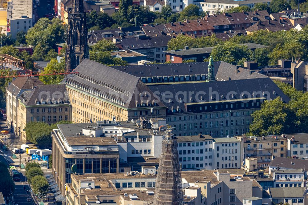 Aerial image Bochum - Town Hall building of the city administration on Willy-Brandt-Platz in Bochum at Ruhrgebiet in the state North Rhine-Westphalia, Germany