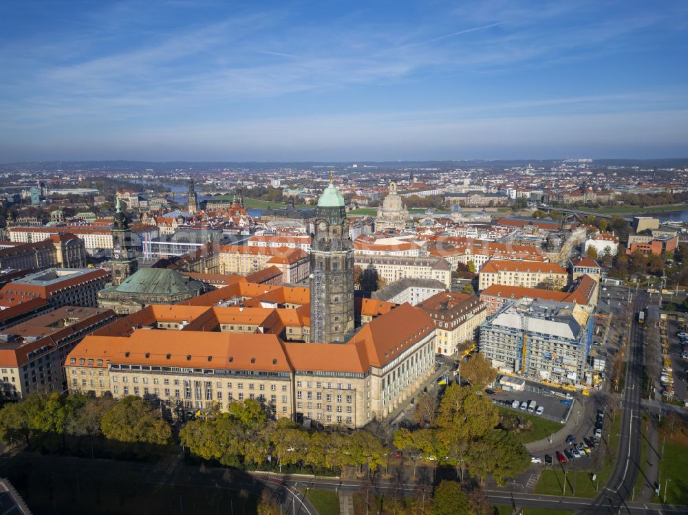 Aerial image Dresden - Town Hall building of the city administration Dresden on street Doktor-Kuelz-Ring in the district Altstadt in Dresden in the state Saxony