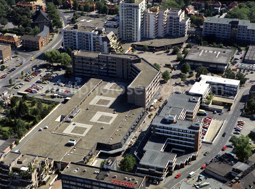 Kamp-Lintfort from above - Town Hall building of the city administration in Kamp-Lintfort in the state North Rhine-Westphalia