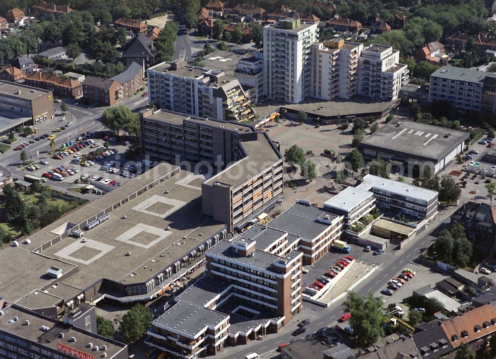 Kamp-Lintfort from the bird's eye view: Town Hall building of the city administration in Kamp-Lintfort in the state North Rhine-Westphalia