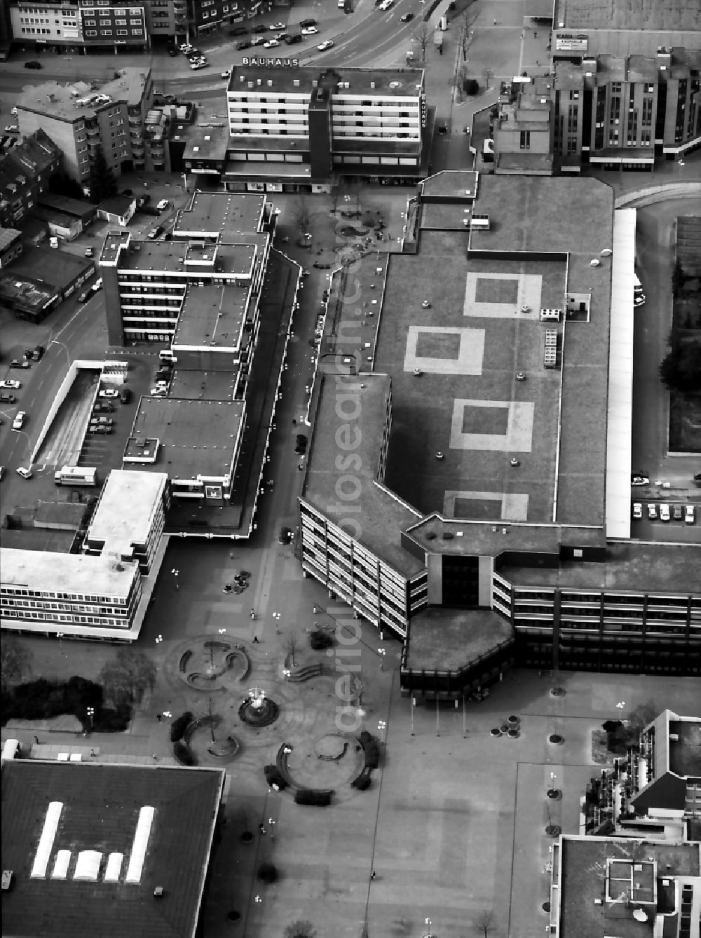 Aerial image Kamp-Lintfort - Town Hall building of the city administration in Kamp-Lintfort in the state North Rhine-Westphalia, Germany