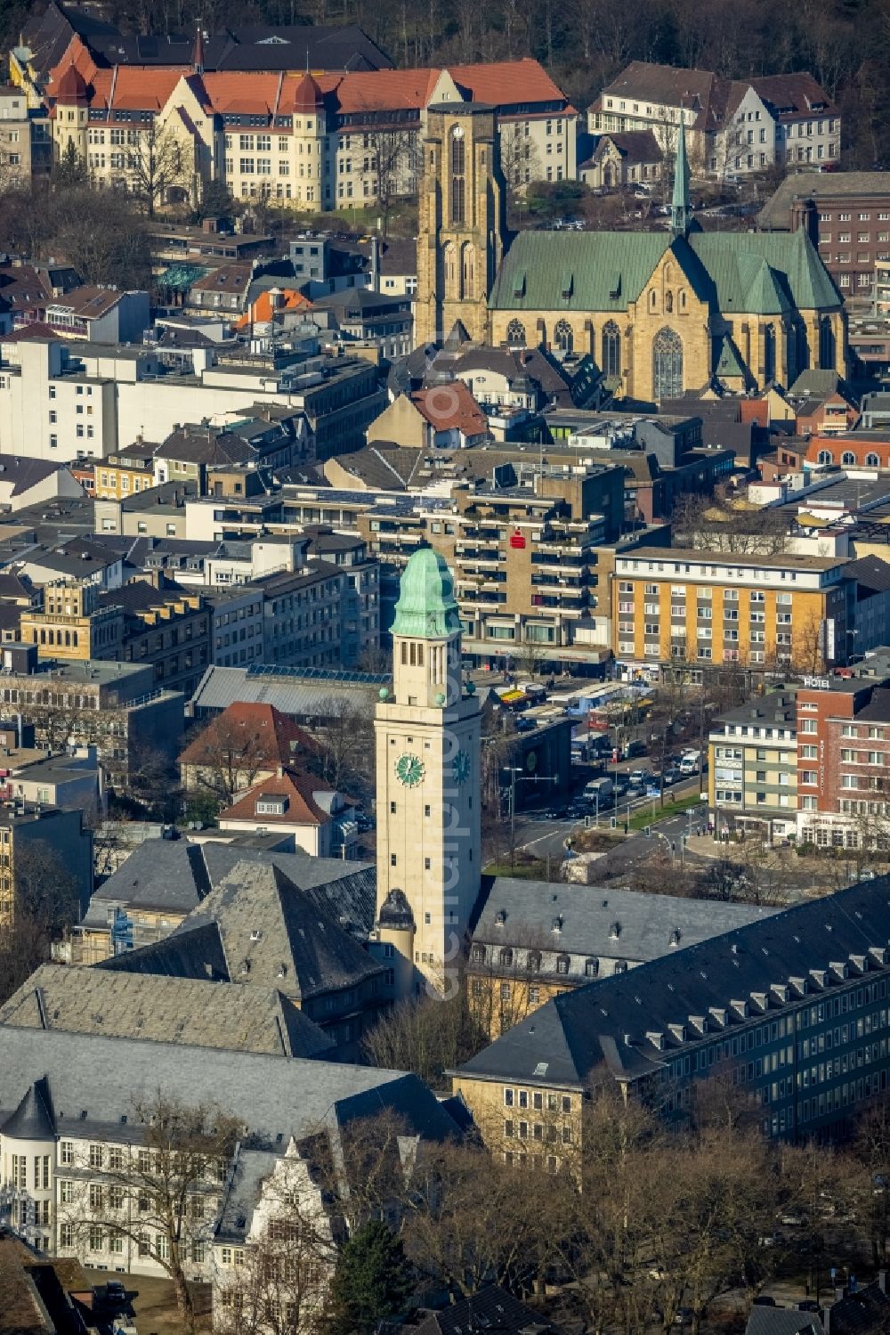 Aerial photograph Gelsenkirchen - Town Hall building of the city administration and church of Saint Urbanus in the district Buer in Gelsenkirchen at Ruhrgebiet in the state North Rhine-Westphalia