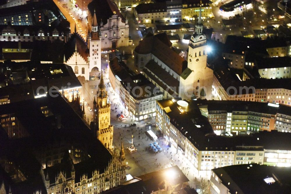 München from the bird's eye view: Night view Town Hall building of the city administration am Marienplatz in Munich in the state Bavaria