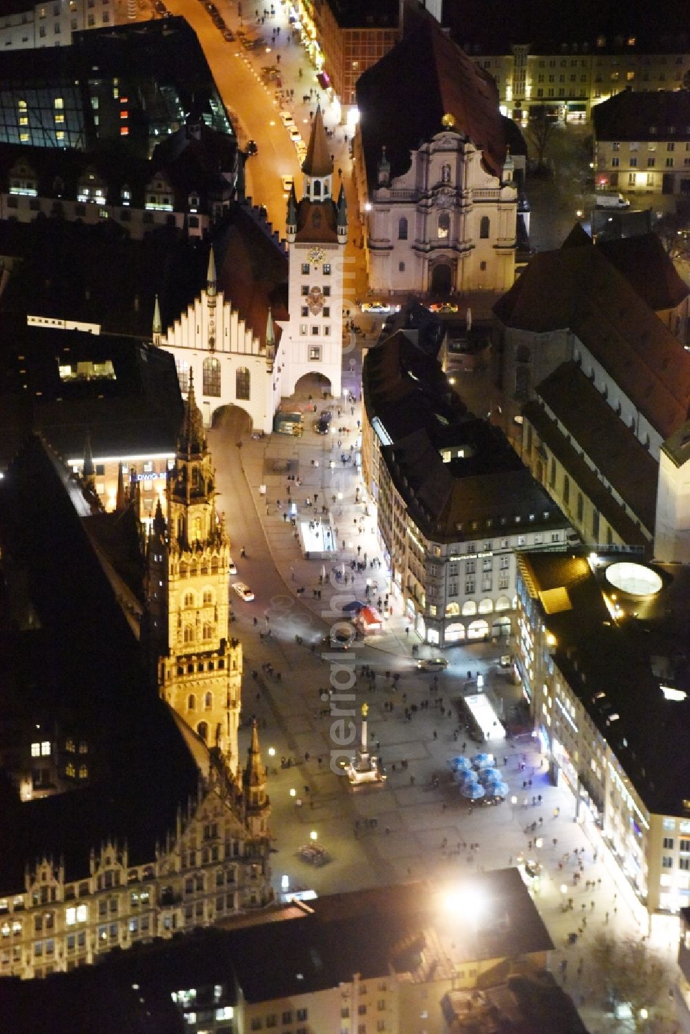 Aerial image München - Night view Town Hall building of the city administration am Marienplatz in Munich in the state Bavaria