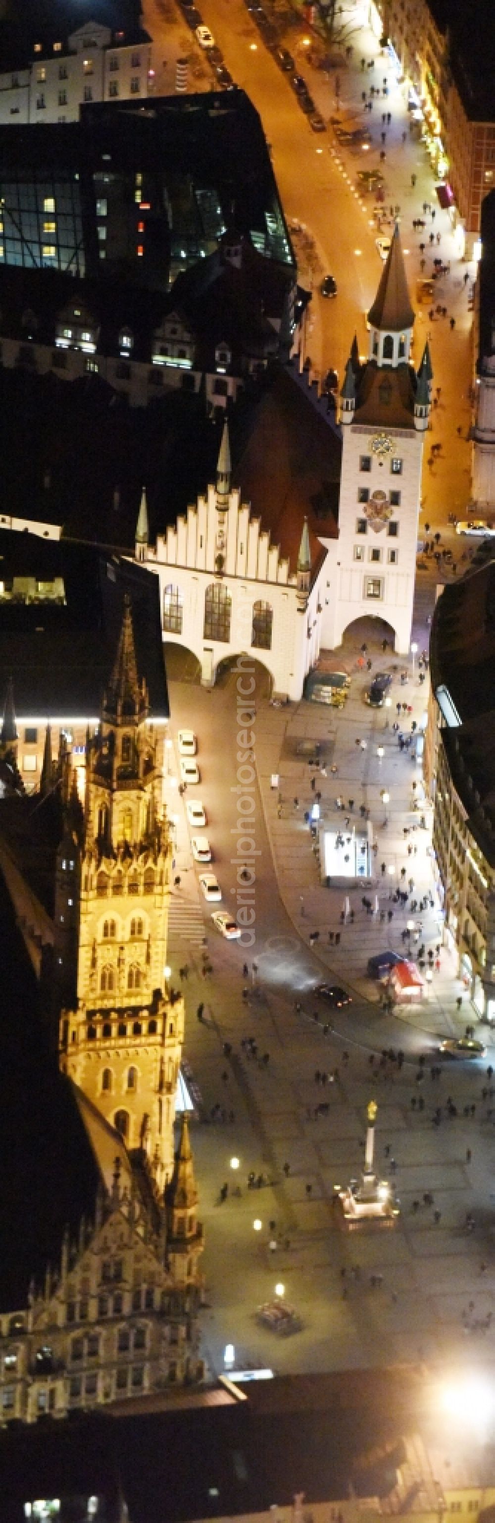 Aerial photograph München - Night view Town Hall building of the city administration am Marienplatz in Munich in the state Bavaria