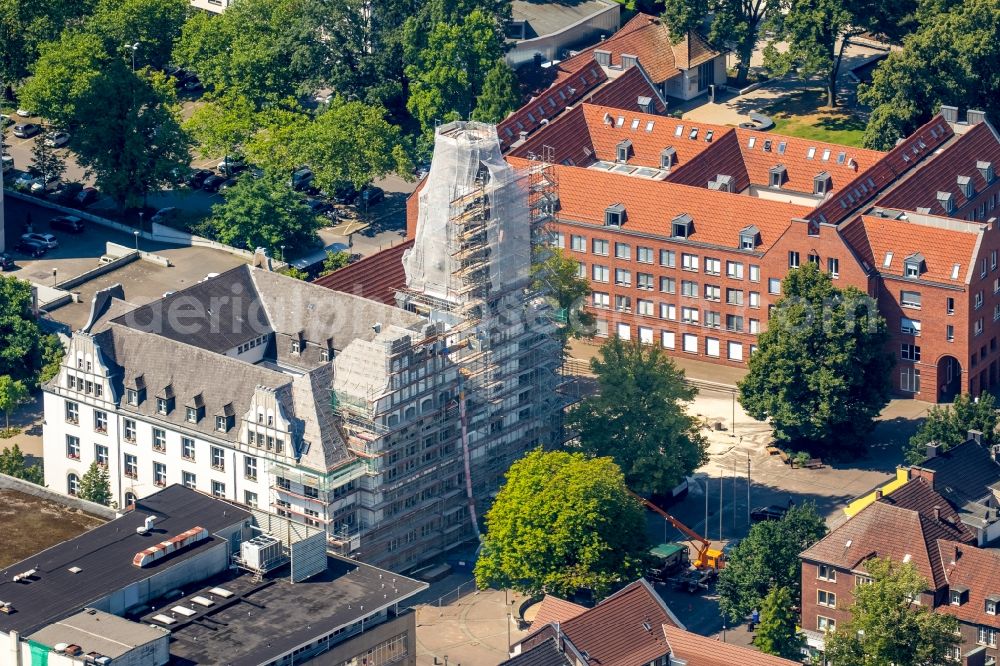 Gladbeck from above - Town Hall building of the City Council at the market downtown in Gladbeck in the state North Rhine-Westphalia