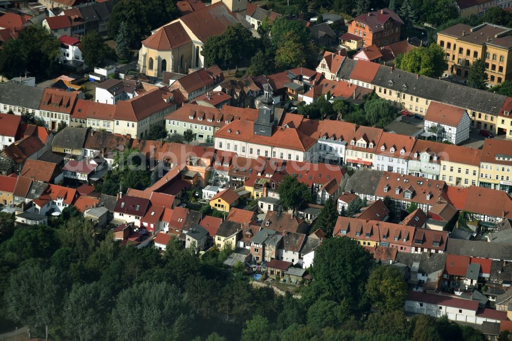 Aerial photograph Greußen - Town Hall building of the City Council at the market downtown in Greussen in the state Thuringia