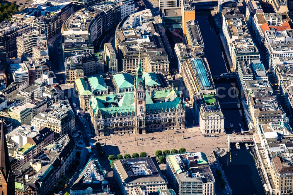 Aerial photograph Hamburg - Town Hall building of the City Council at the market downtown in Hamburg, Germany