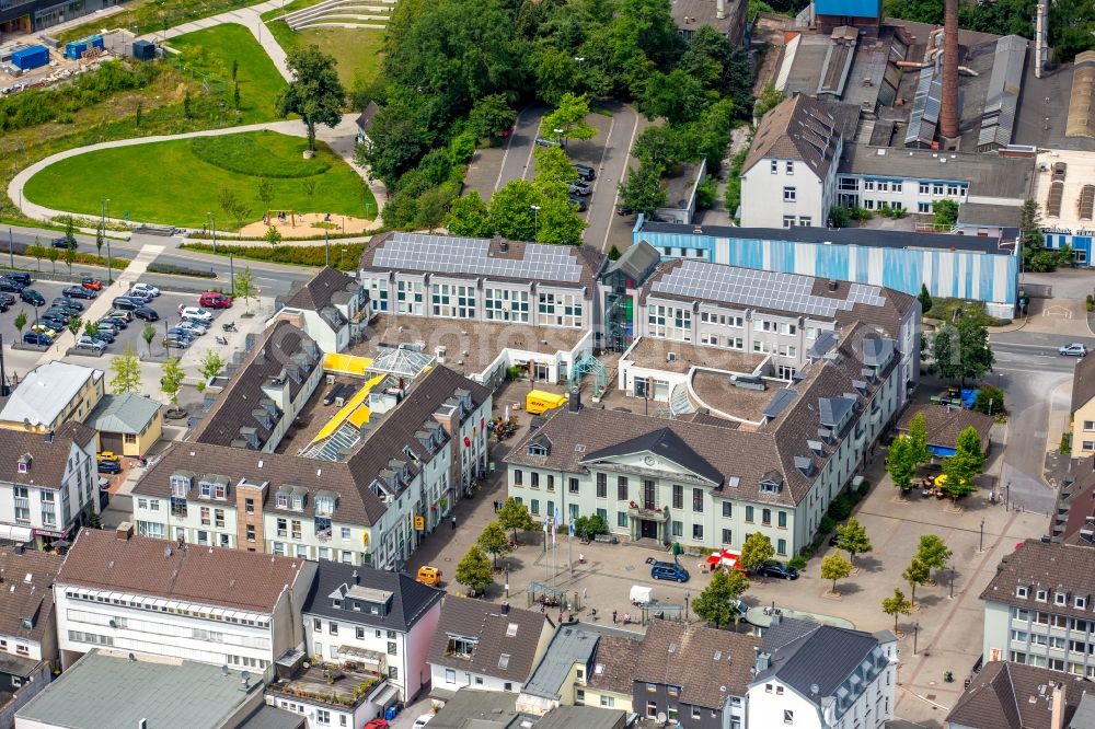 Aerial image Heiligenhaus - Town Hall building of the City Council at the market downtown in Heiligenhaus in the state North Rhine-Westphalia