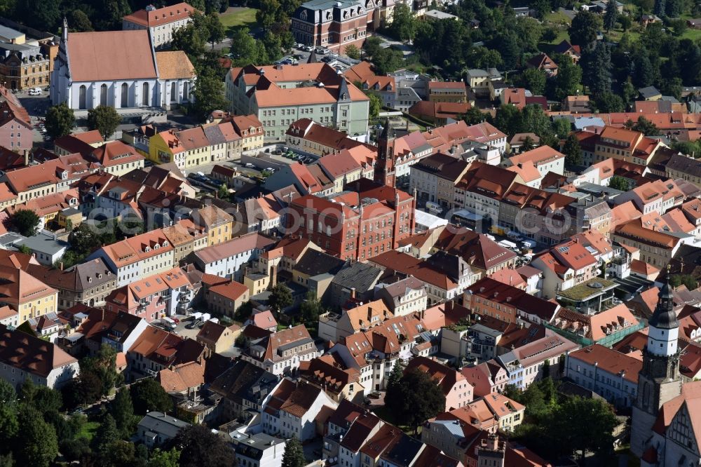 Kamenz from the bird's eye view: Town Hall on the market square in the town center of Kamenz in the state of Saxony