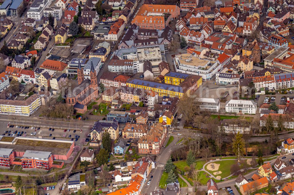 Aerial photograph Lahr/Schwarzwald - Town Hall building of the City Council at the market downtown in Lahr/Schwarzwald in the state Baden-Wuerttemberg, Germany