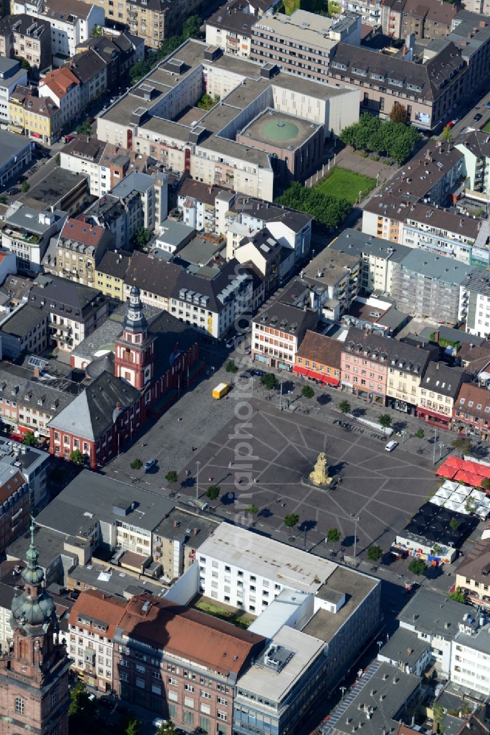 Aerial photograph Mannheim - Town Hall building of the City Council at the market downtown in Mannheim in the state Baden-Wuerttemberg