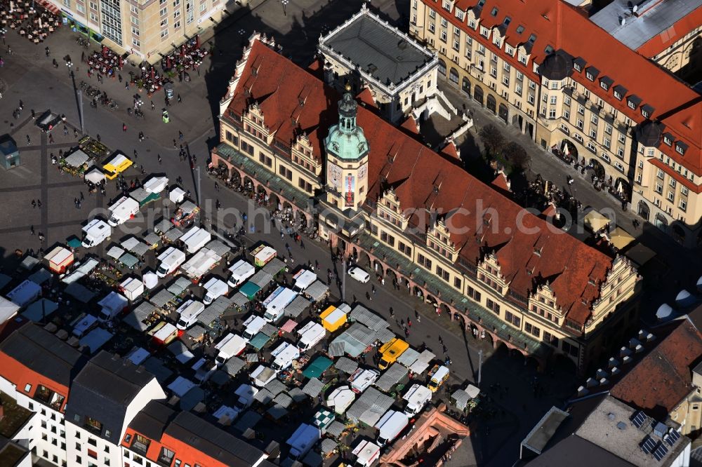 Leipzig from the bird's eye view: Town Hall building of the City Council at the market downtown in the district Mitte in Leipzig in the state Saxony