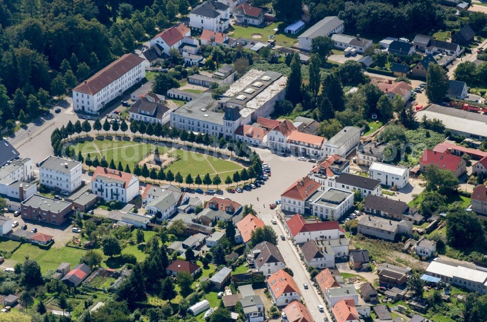 Putbus from the bird's eye view: Town Hall building of the City Council at the market downtown in Putbus in the state Mecklenburg - Western Pomerania, Germany