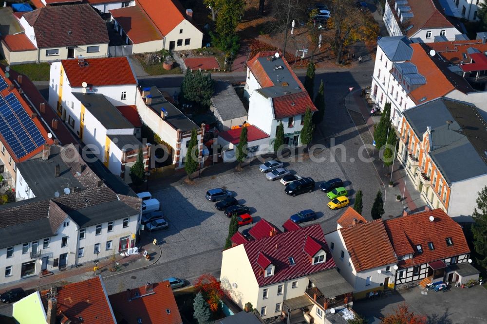 Werneuchen from the bird's eye view: Town Hall building of the City Council at the market downtown in Werneuchen in the state Brandenburg, Germany