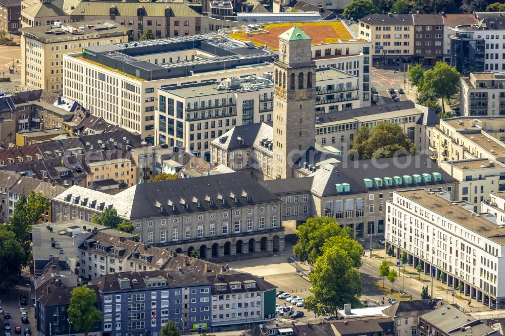 Mülheim an der Ruhr from the bird's eye view: Town Hall building of the city administration in Muelheim on the Ruhr at Ruhrgebiet in the state North Rhine-Westphalia, Germany