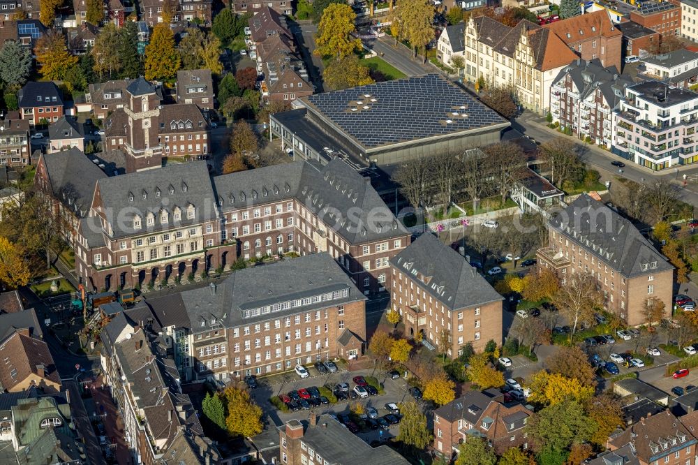 Bottrop from above - Town Hall building of the city administration on Ernst-Wilczok-Platz in the district Stadtmitte in Bottrop at Ruhrgebiet in the state North Rhine-Westphalia, Germany