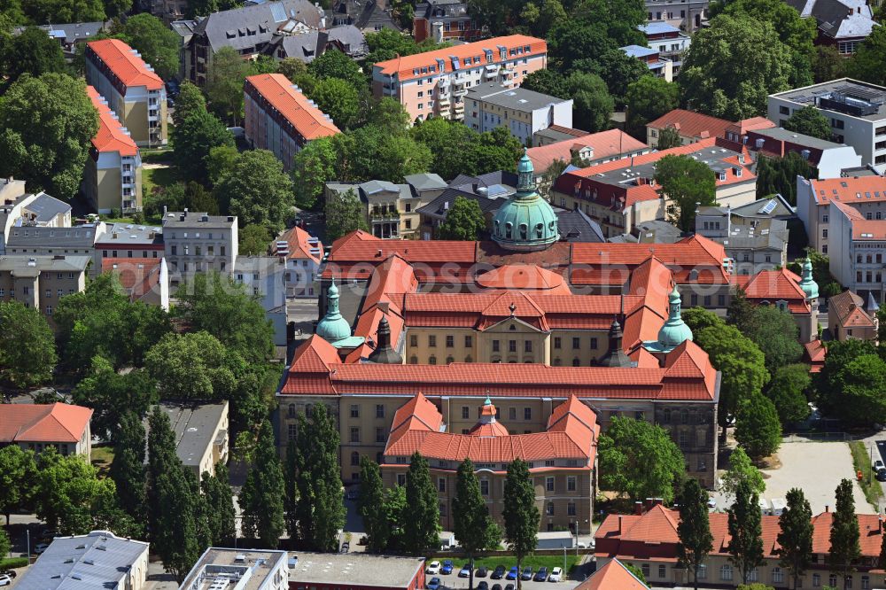 Aerial photograph Potsdam - Town Hall building of the city administration on Friedrich-Ebert-Strasse in Potsdam in the state Brandenburg, Germany