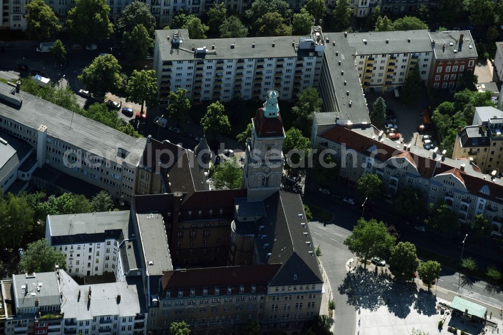 Berlin from the bird's eye view: Town Hall building of the city administration Rathaus Friedenau am Breslauer Platz in Berlin