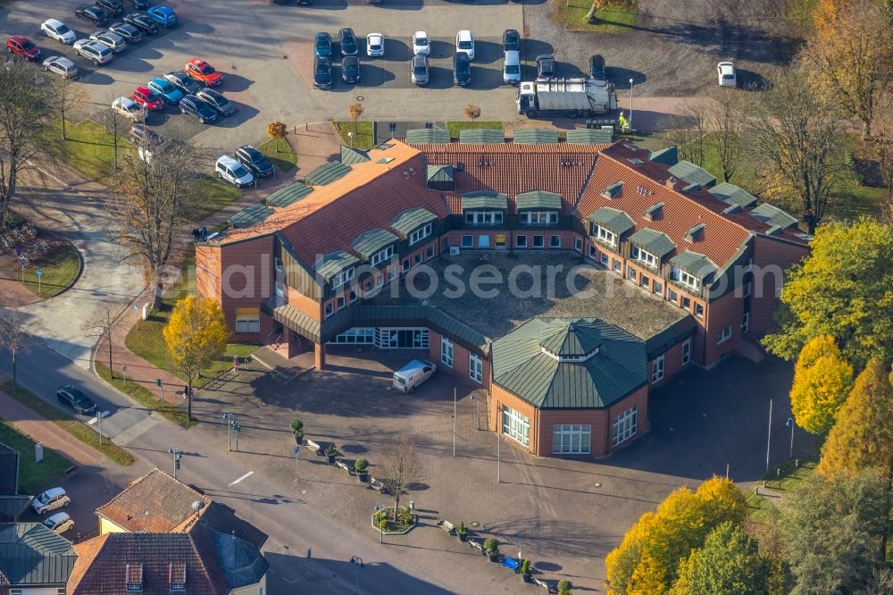 Aerial photograph Schermbeck - Town Hall building of the city administration in Schermbeck in the state North Rhine-Westphalia, Germany