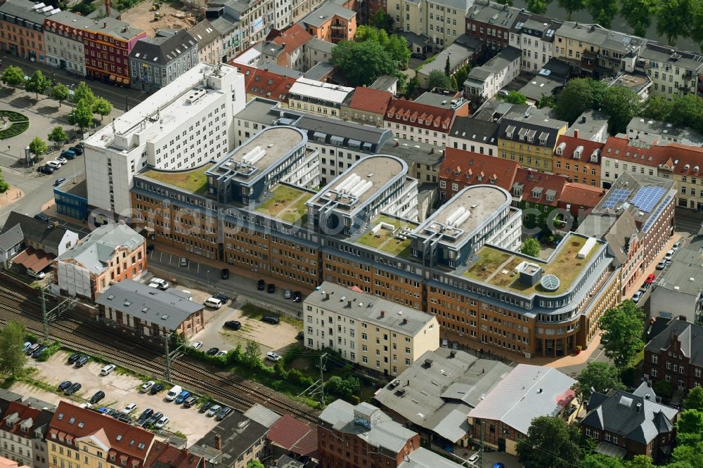 Schwerin from the bird's eye view: Town Hall building of the city administration Am Packhof in Schwerin in the state Mecklenburg - Western Pomerania, Germany