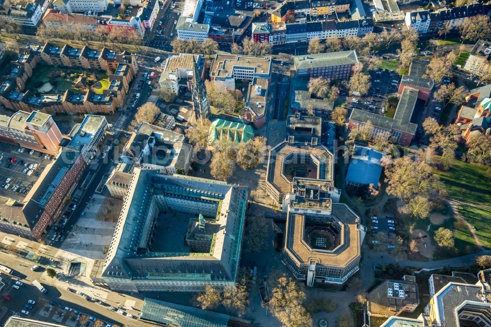 Aerial photograph Bochum - Building of the city administration - city hall, the town library and the technical city hall in the city centre in Bochum in the federal state North Rhine-Westphalia