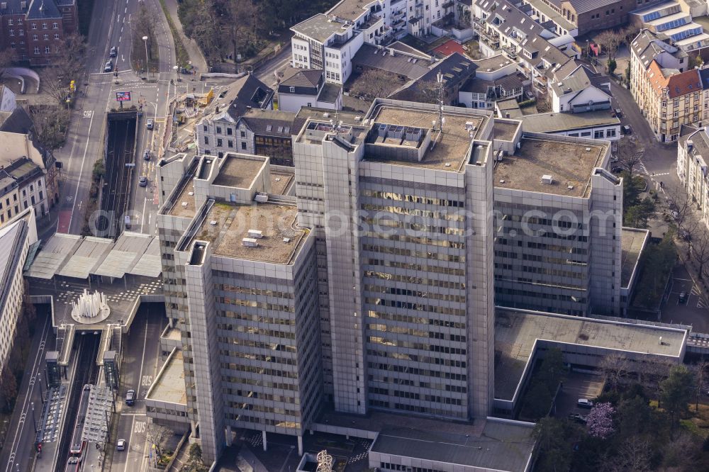 Bonn from above - Town Hall building of the city administration Stadthaus in the district Nordstadt in Bonn in the state North Rhine-Westphalia, Germany