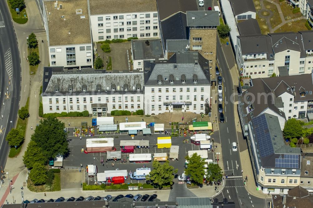 Velbert from the bird's eye view: Town Hall building of the city administration in Velbert in the state North Rhine-Westphalia