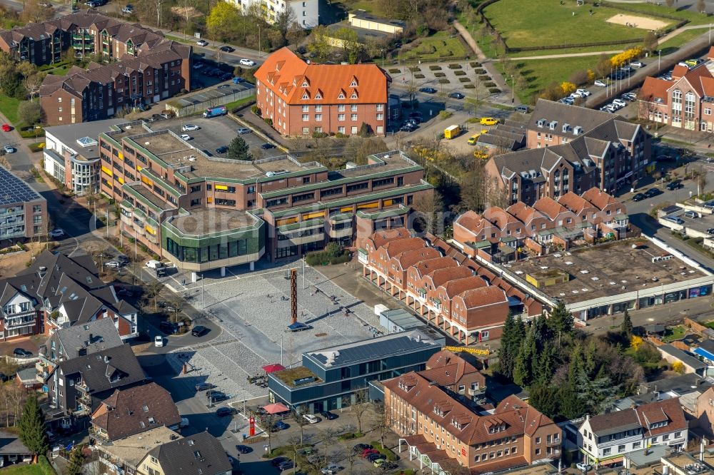 Aerial image Voerde (Niederrhein) - Town Hall building of the city administration in Voerde (Niederrhein) in the state North Rhine-Westphalia