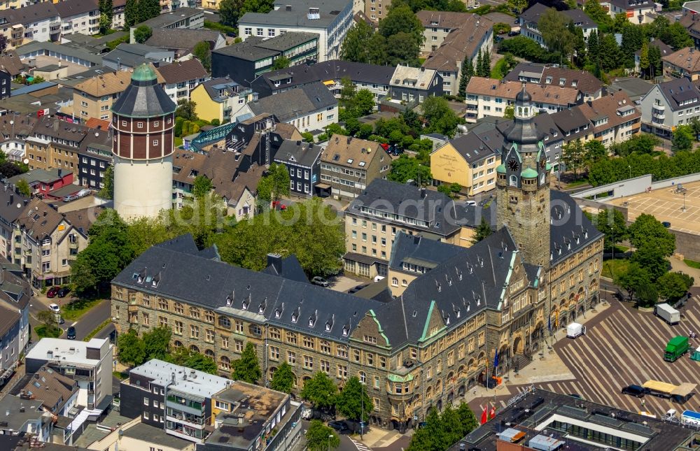 Remscheid from above - Town Hall building of the city administration and of Wasserturm on Theodor-Heuss-Platz - Hochstrasse in Remscheid in the state North Rhine-Westphalia, Germany