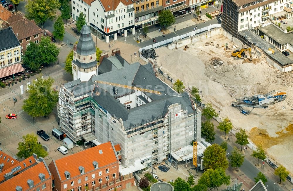 Gladbeck from above - Facade repair at the town hall building of the city council at the Willy Brandt Platz in Gladbeck in the state North Rhine-Westphalia