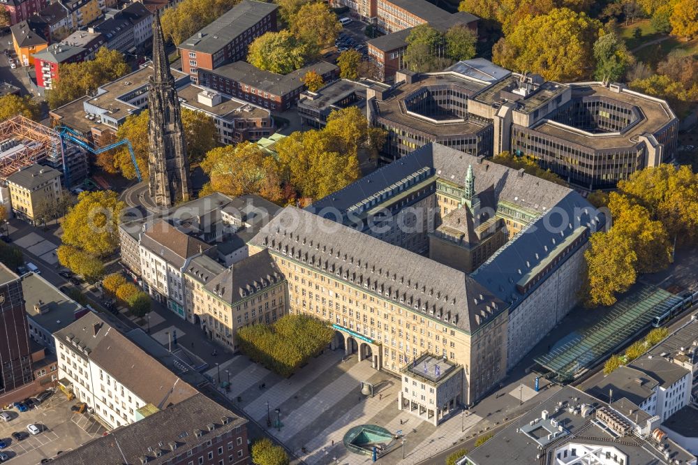 Aerial image Bochum - Town Hall building of the city administration on Willy-Brandt-Platz in the district Innenstadt in Bochum at Ruhrgebiet in the state North Rhine-Westphalia, Germany