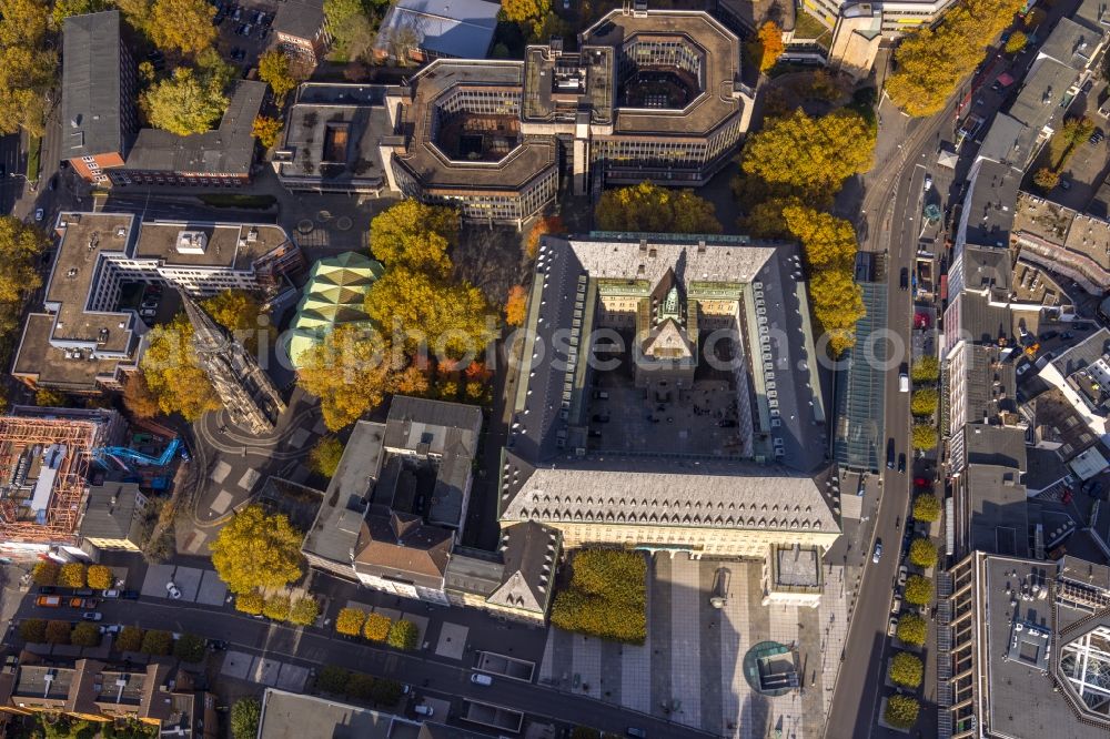 Aerial photograph Bochum - Town Hall building of the city administration on Willy-Brandt-Platz in the district Innenstadt in Bochum at Ruhrgebiet in the state North Rhine-Westphalia, Germany