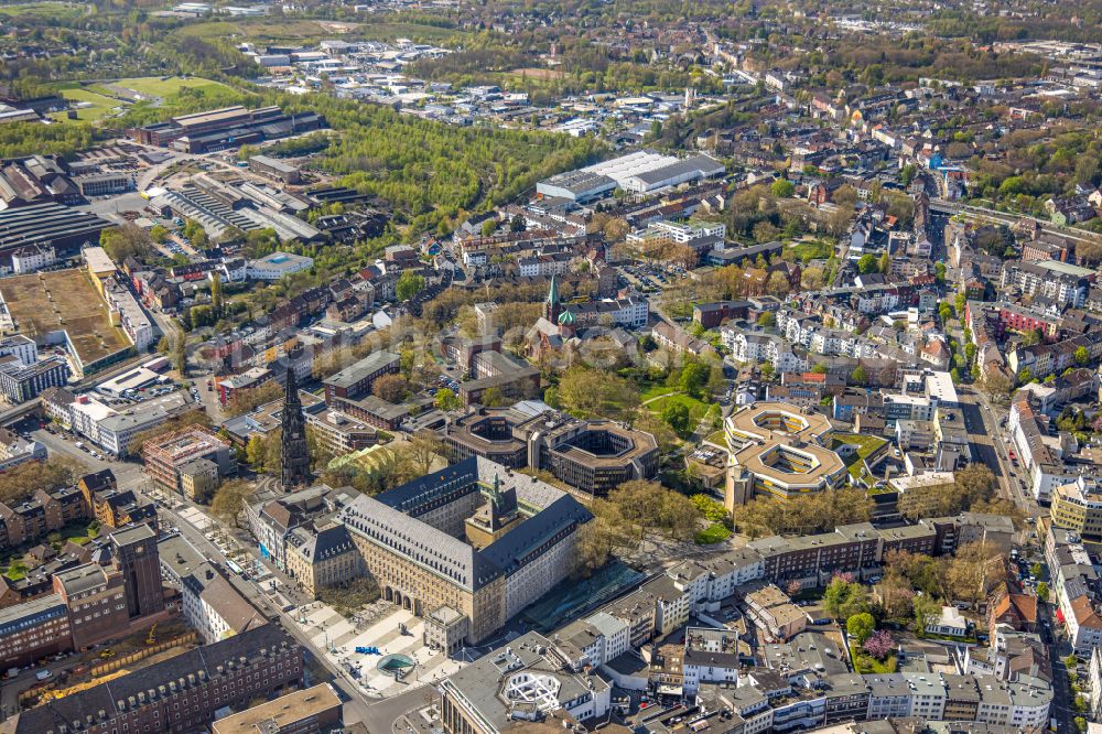 Aerial image Bochum - Town Hall building of the city administration on Willy-Brandt-Platz in the district Innenstadt in Bochum at Ruhrgebiet in the state North Rhine-Westphalia, Germany