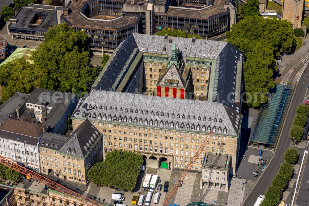 Aerial image Bochum - Town Hall building of the city administration on Willy-Brandt-Platz in the district Innenstadt in Bochum at Ruhrgebiet in the state North Rhine-Westphalia, Germany