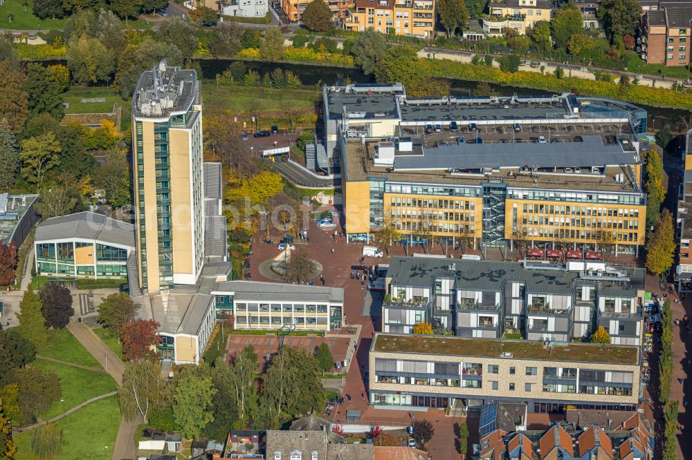 Lünen from the bird's eye view: Town Hall building of the City Council at the market downtown in Luenen in the state North Rhine-Westphalia, Germany