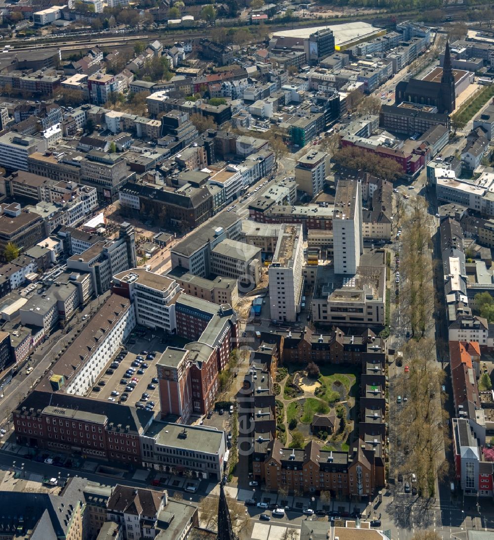 Bochum from above - Town Hall building of the city administration Technisches Rathaus on Hans-Boeckler-Strasse in Bochum in the state North Rhine-Westphalia, Germany