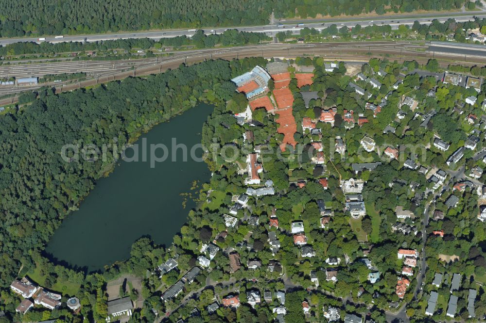 Aerial image Berlin - Building the tennis arena with play ground field Steffi-Graf-Stadion on street Auerbachstrasse in the district Grunewald in Berlin, Germany