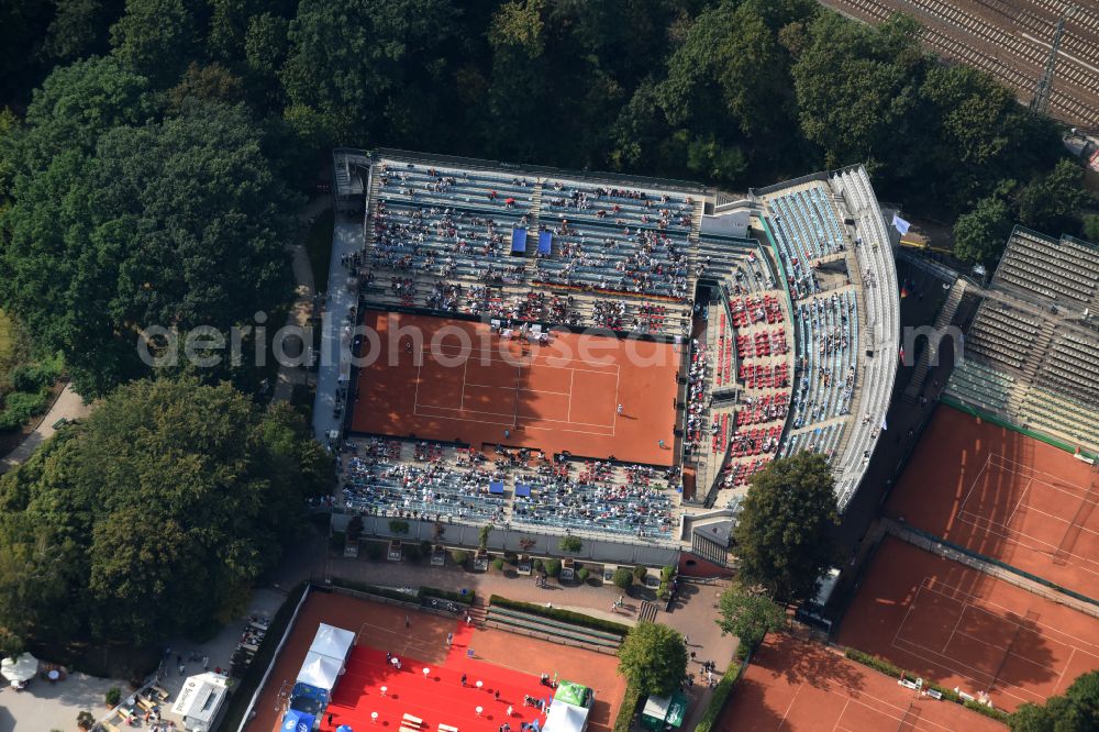 Aerial photograph Berlin - Building the tennis arena with play ground field Steffi-Graf-Stadion on street Auerbachstrasse in the district Grunewald in Berlin, Germany