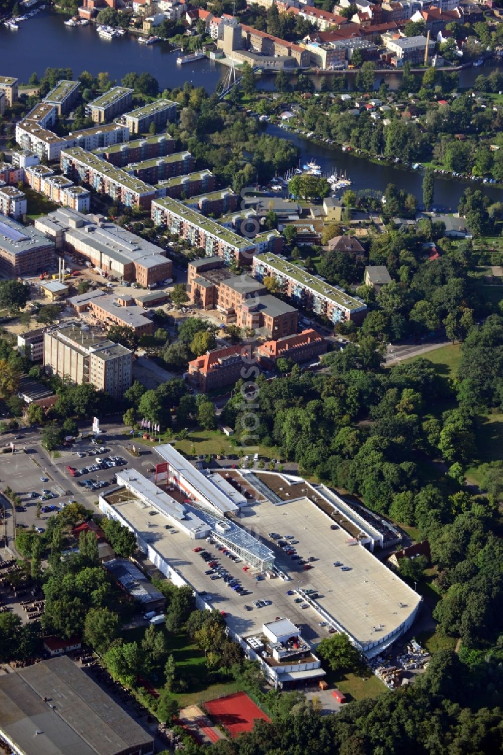 Aerial photograph Berlin - View of building with toom building centre and Kaufland store in Berlin