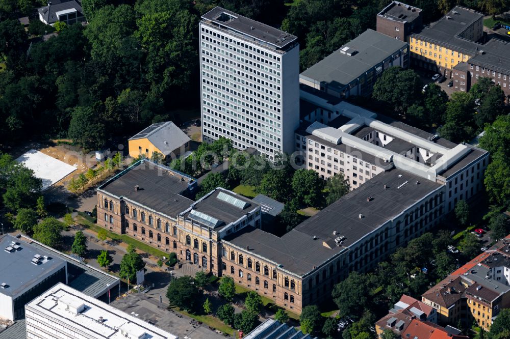 Aerial photograph Braunschweig - Buildings of the university TU Braunschweig on street Pockelsstrasse in the district Nordstadt in Brunswick in the state Lower Saxony, Germany