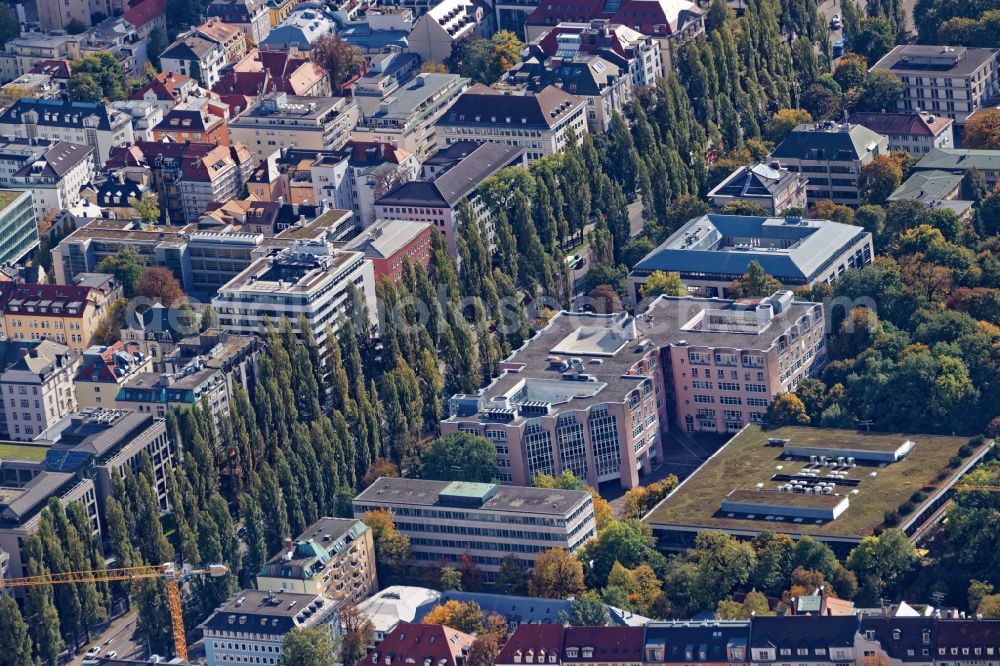 Aerial photograph München - Buildings of the University of LMU in the area of a??a??the junction Leopoldstrasse and Giselastrasse in the district Schwabing in Munich in the federal state of Bavaria, Germany